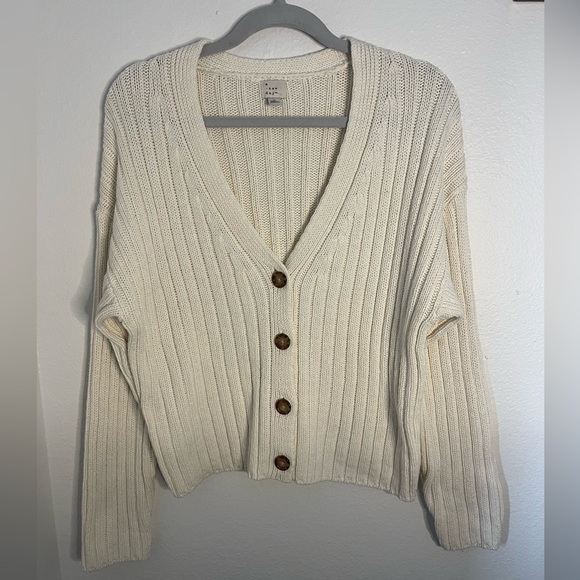 โจ A New Day Cream Button Front Knit Cardigan (M) - Picture 1 of 5